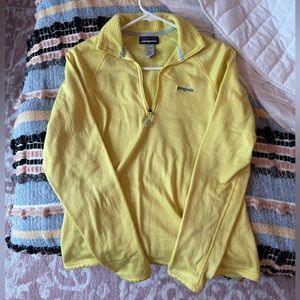 Women’s Yellow Patagonia Pullover Size M